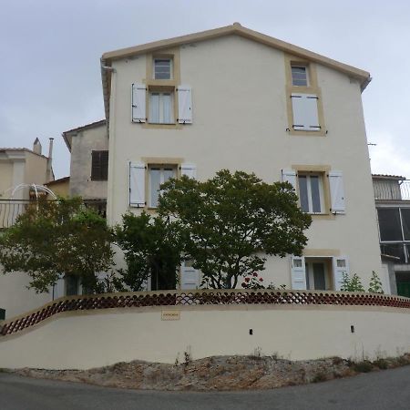 A Petricaghja Apartment Alata Bagian luar foto