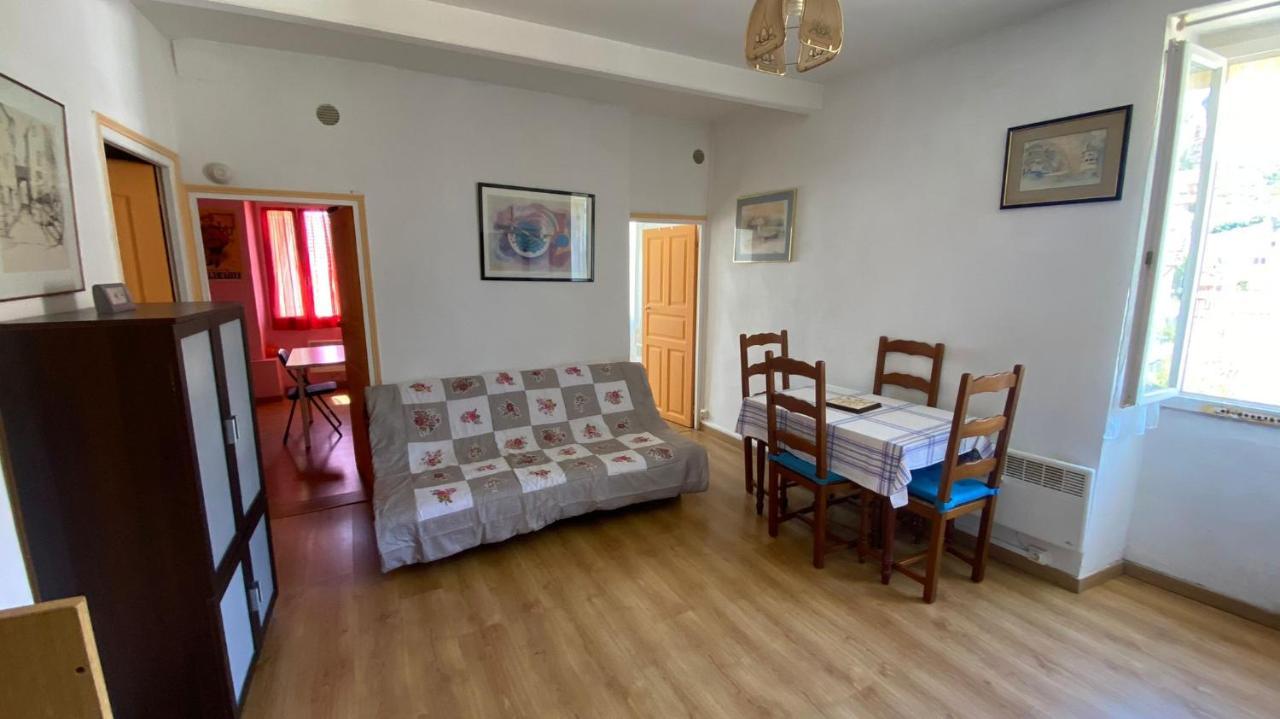 A Petricaghja Apartment Alata Bagian luar foto