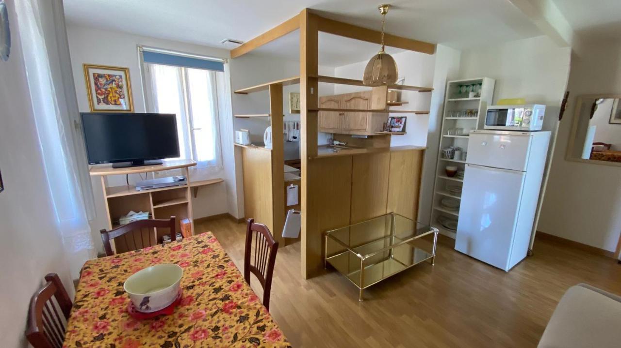 A Petricaghja Apartment Alata Bagian luar foto